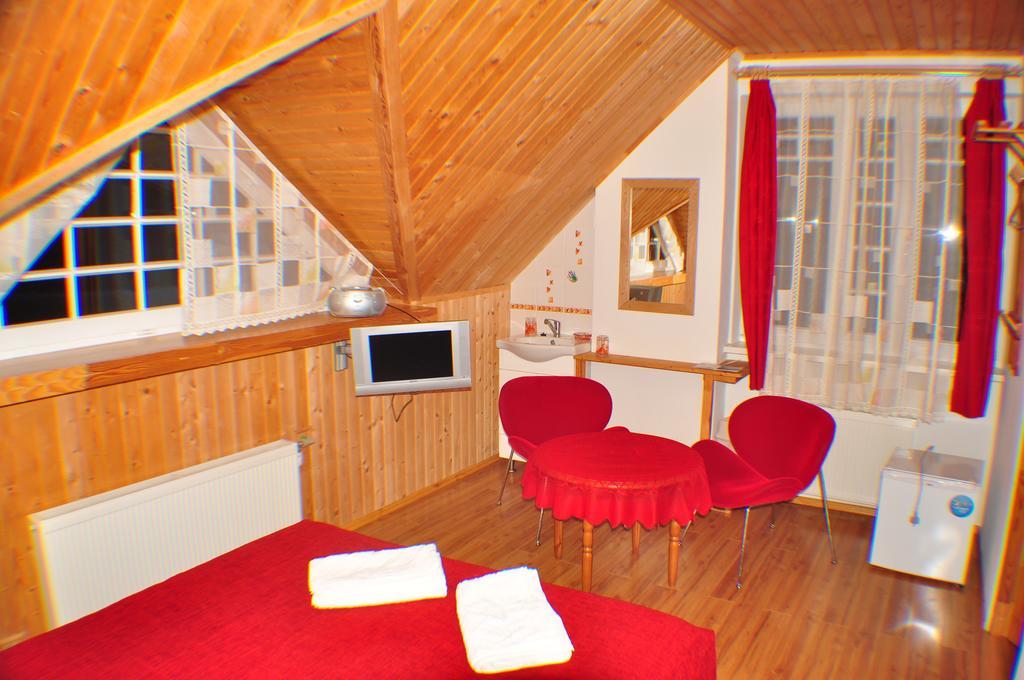 Guesthouse Leiputrija Ādaži Eksteriør billede